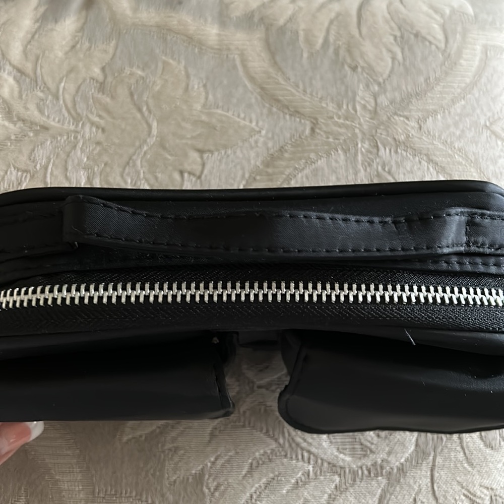 Makeover Essentials Makeup Bag - Picture 3 of 8